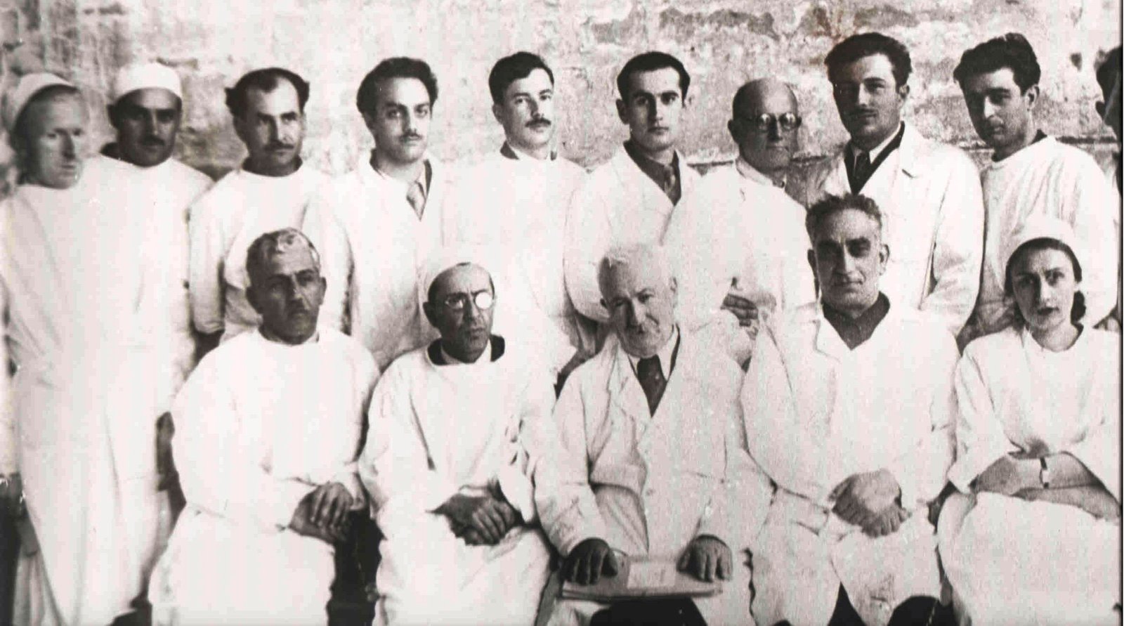 Akademik M.A.Mirqasımov kafedranın əməkdaşları ilə