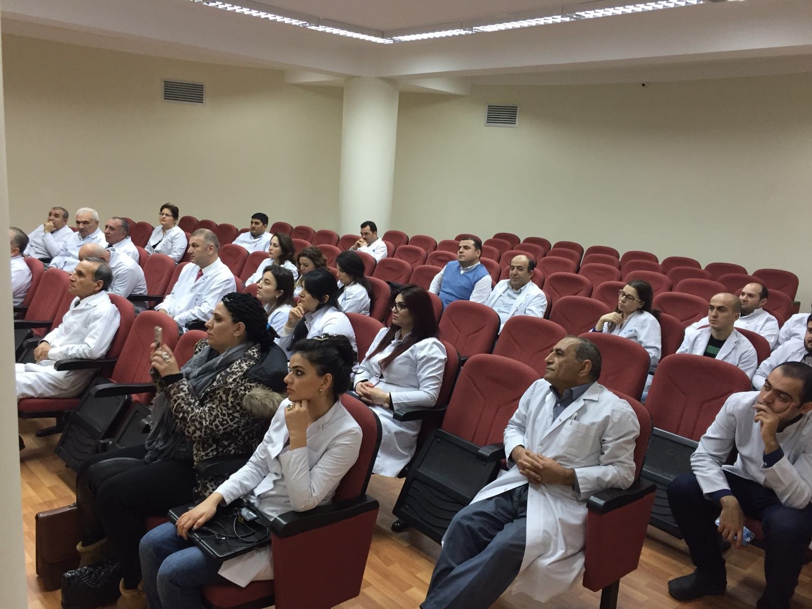 Cumber Partsakhaşvili mühazirə oxudu